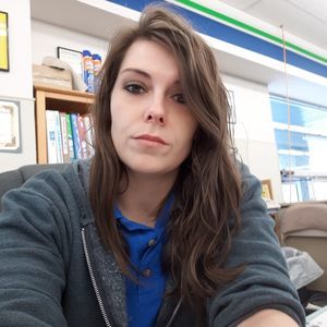 Meet your Posher, Holly